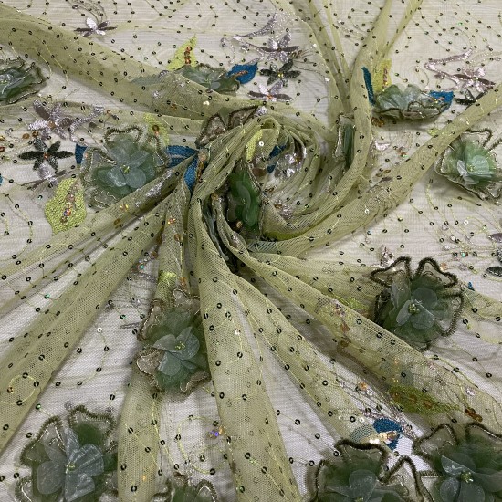 Κεντημένο Πράσινο Τούλι με Λουλούδια και Παγιέτες
